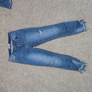 Free people jeans. Nice condition size twenty-seven. Barely worn.